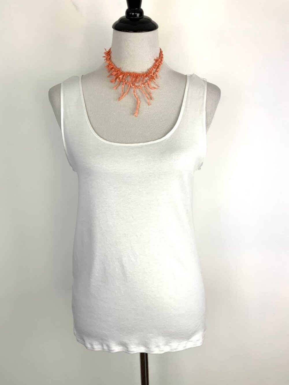 New Hanro of Switzerland White Cotton Round Neck tank Top Sz XL - Picture 6 of 16